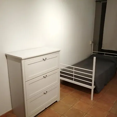 Harmony Hostal *