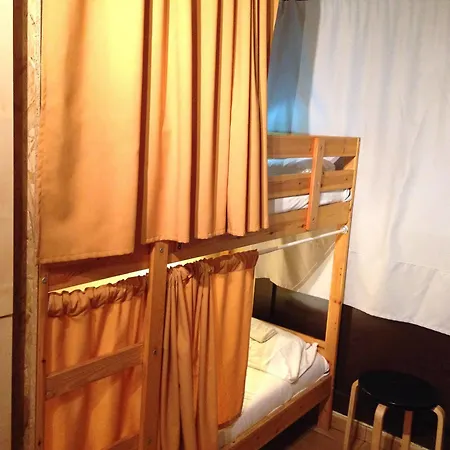 Harmony Hostal