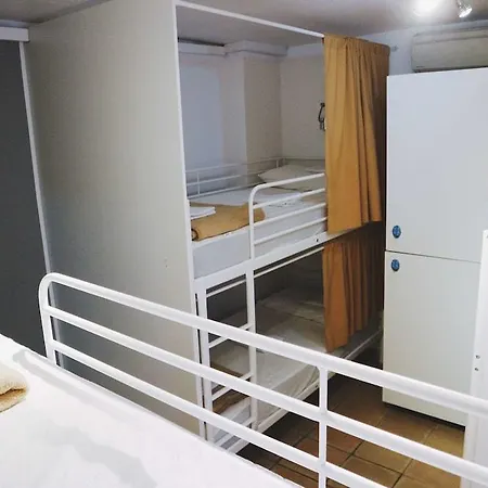 Harmony Hostal